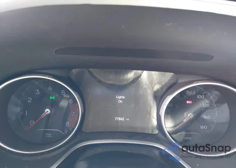 2018 Jeep Compass Sport 4X4 z USA, uszkodzony, nr VIN 3C4NJDAB0JT230281